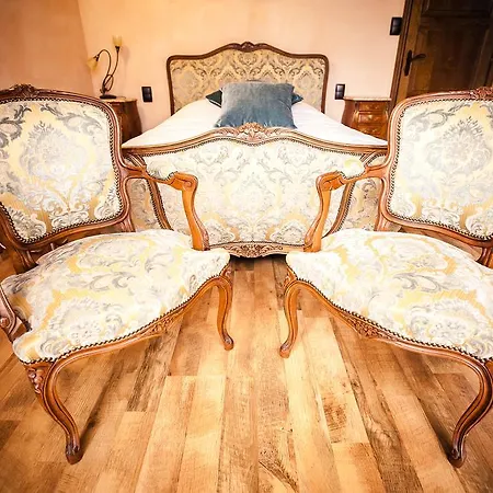 Hotel Les Ecuries De La Tour