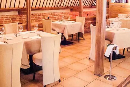 Hotel Les Ecuries De La Tour