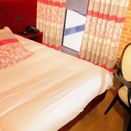 Les Ecuries De La Tour Mondonville