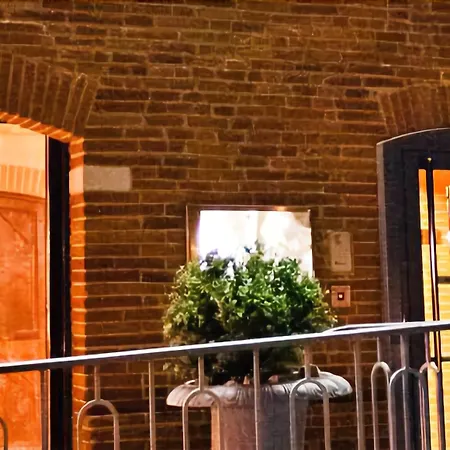 Les Ecuries De La Tour 3*