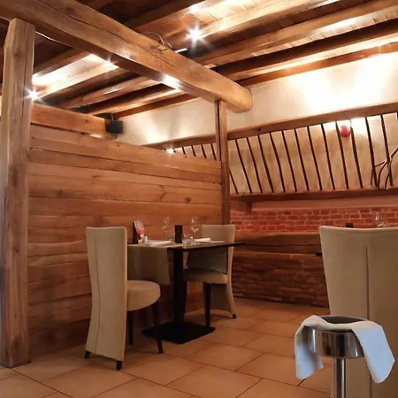 Les Ecuries De La Tour 3* Mondonville