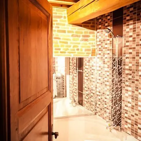 Les Ecuries De La Tour 3* Mondonville