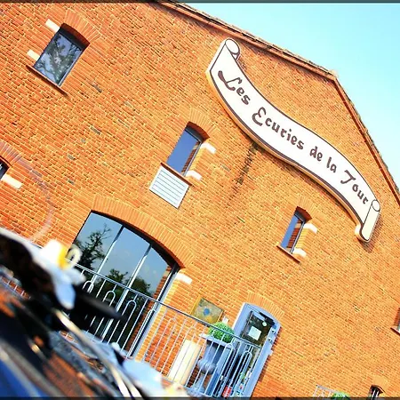 Otel Les Ecuries De La Tour