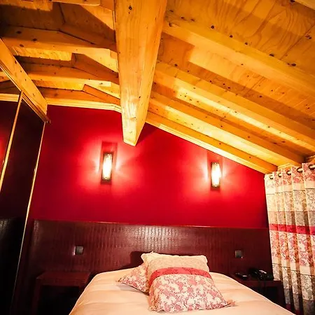 Otel Les Ecuries De La Tour Mondonville