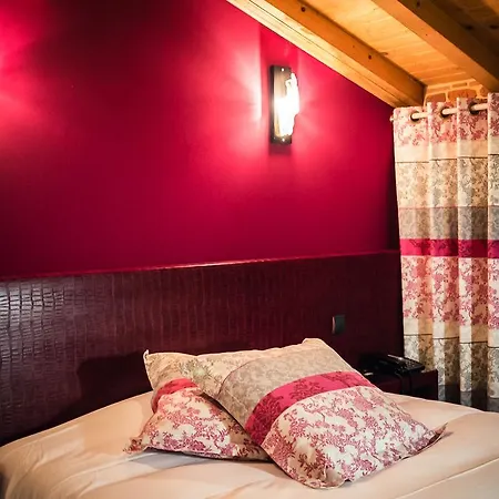 Otel Les Ecuries De La Tour Mondonville