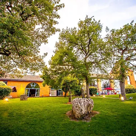Hotel Les Ecuries De La Tour Mondonville