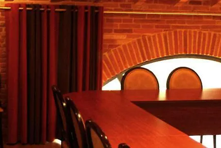 Hotel Les Ecuries De La Tour 3*