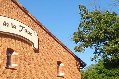 Les Ecuries De La Tour 3*