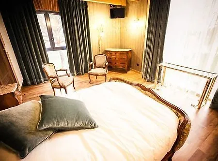 Les Ecuries De La Tour 3*