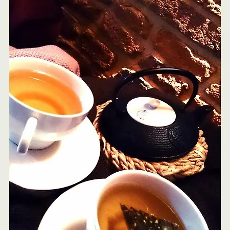 Les Ecuries De La Tour 3*