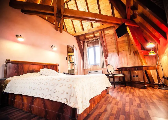 Les Ecuries De La Tour 3* Mondonville